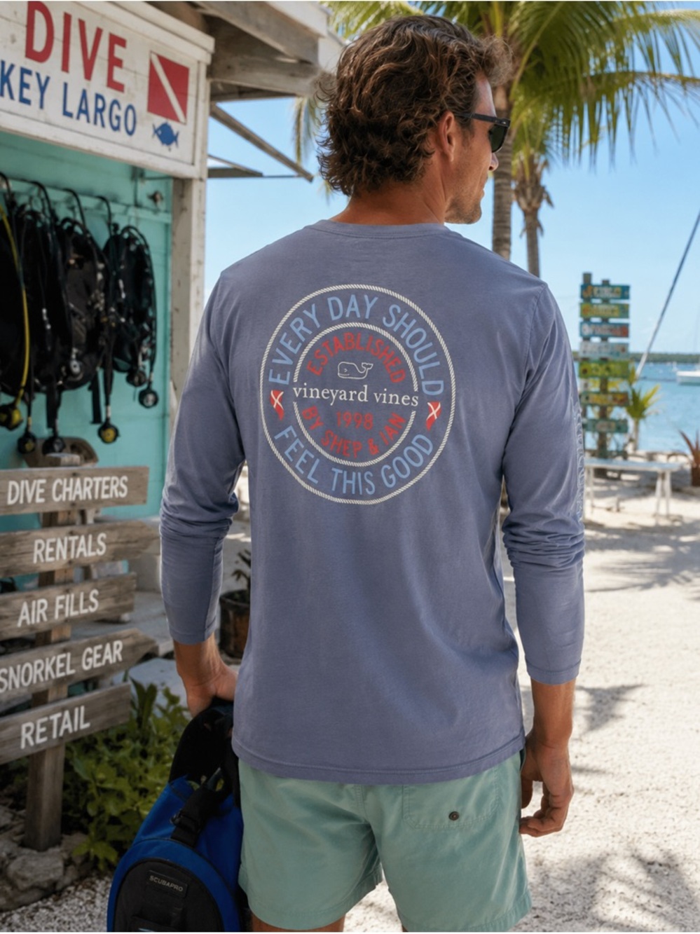 Vineyard Vines Mens T Shirt Small Blue Long Sleeve Pocket Whale Logo Cotton